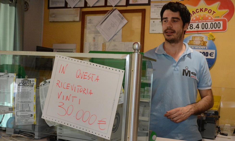 Vinti 32mila euro al 10eLotto
