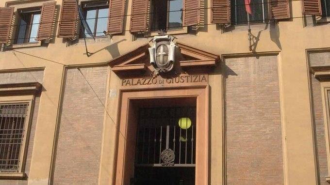 Altri due ragazzi non parteciparono alla violenza