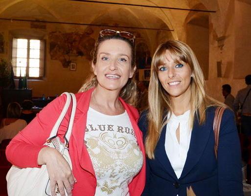 Pietrasanta, mai stato così rosa il consiglio comunale 
