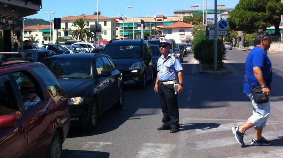 Stop alle assunzioni dei vigili stagionali 