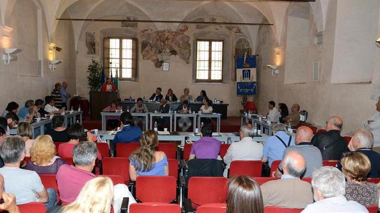 Il segretario del Pd: no ai capri espiatori