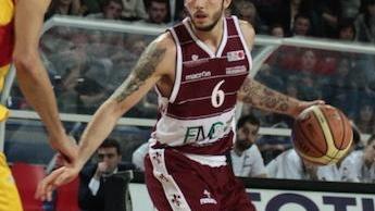 Bondi: preso bomber Bucci, in arrivo Traini