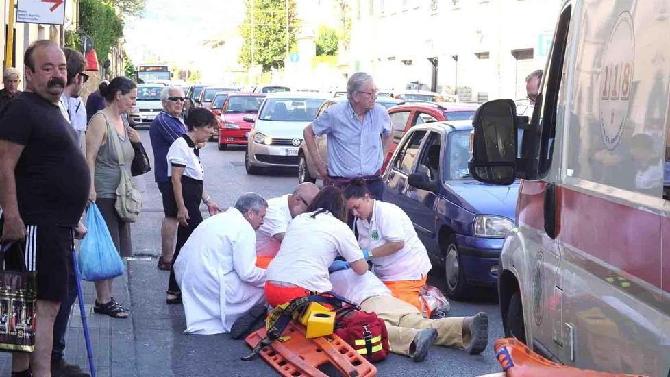 Travolto sulle strisce pedonali