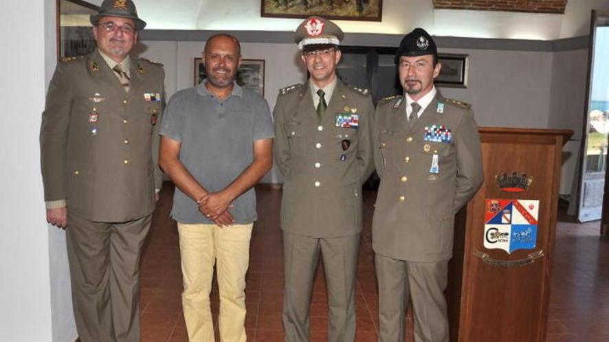 Cambio della guardia alla base logistica Villa Ginori