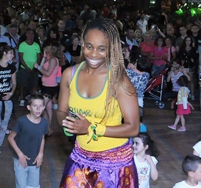 Tutti a scatenarsi con la zumba 