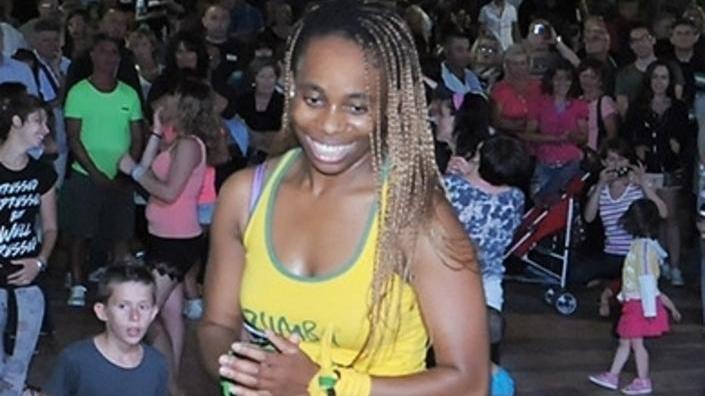 Tutti a scatenarsi con la zumba