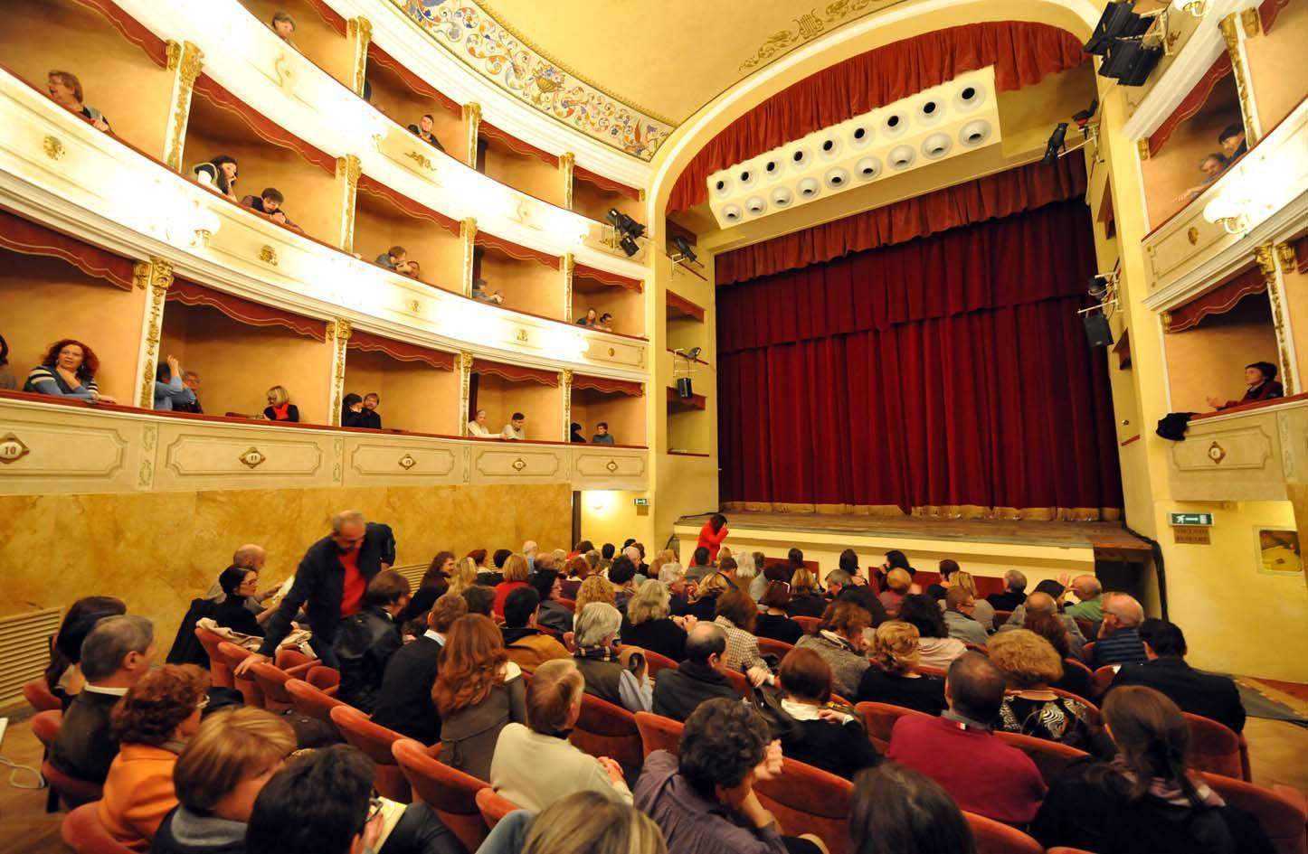 Il teatro dei Concordi a Campiglia