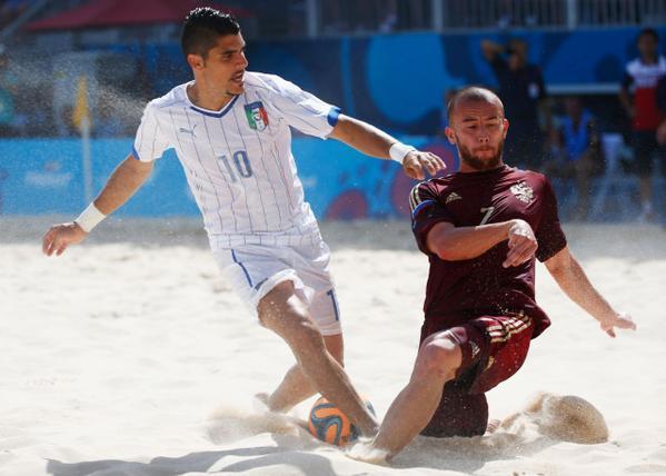 foto dall'account twitter @Vivo_Azzurro