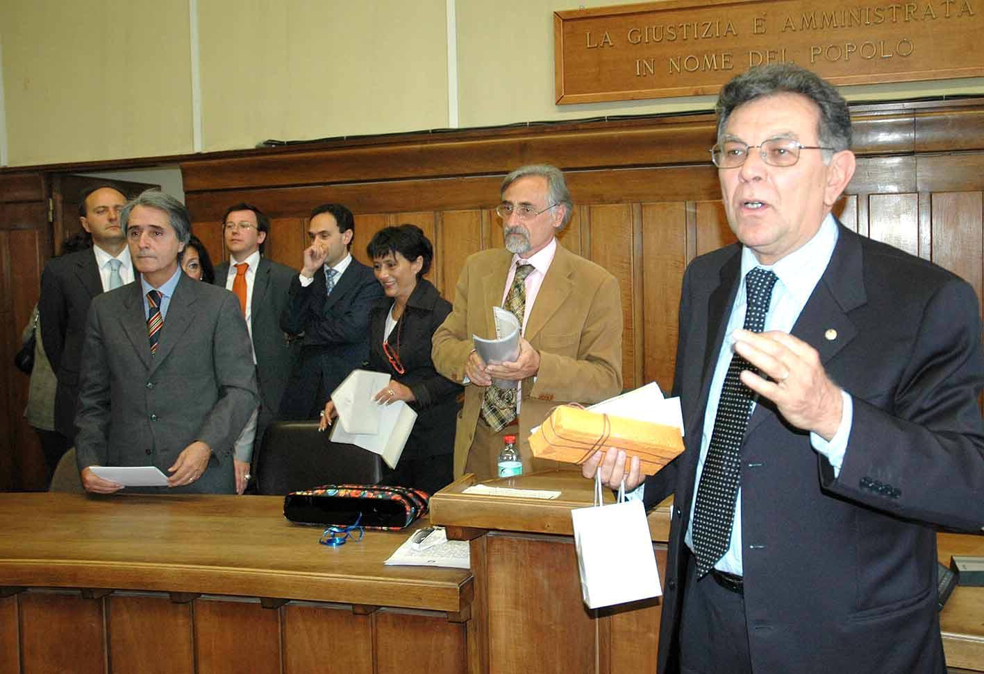 Tindari Baglione il giorno del suo saluto dalla Procura di Pistoia, nel 2005