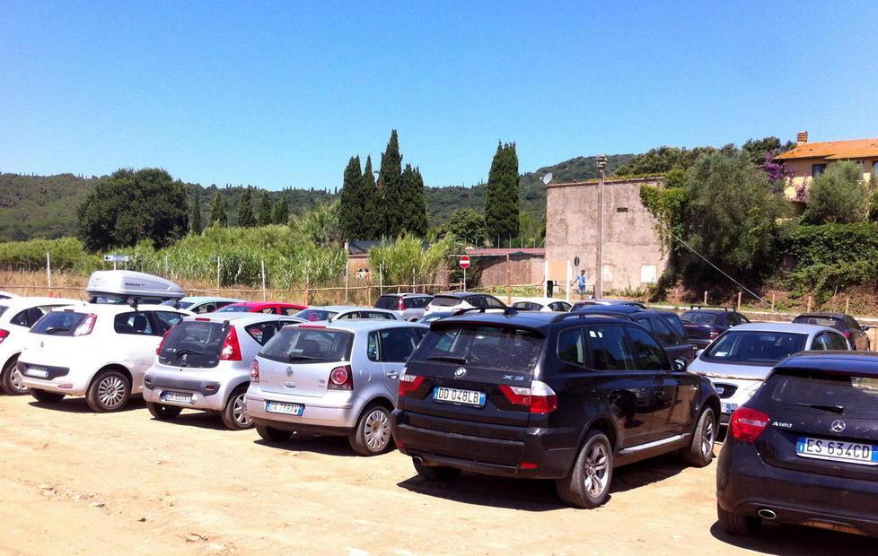 Aperta l’area di sosta a servizio di Cala Civette 