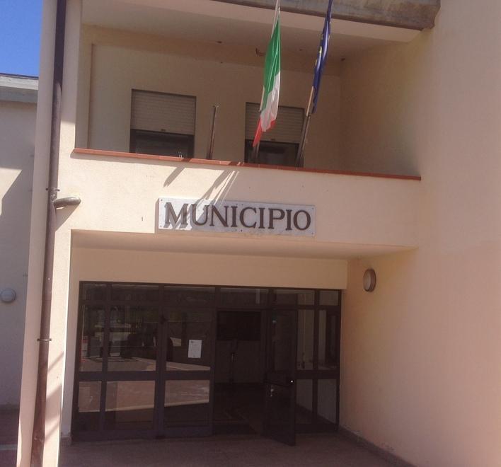 Tari, la minoranza all’attacco sui rifiuti
