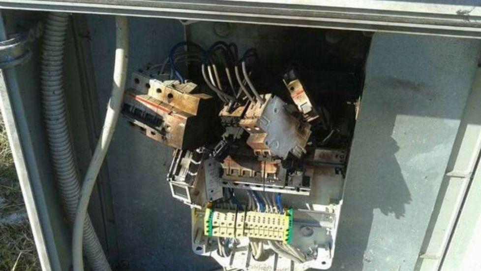 Fulmine devasta centralina elettrica