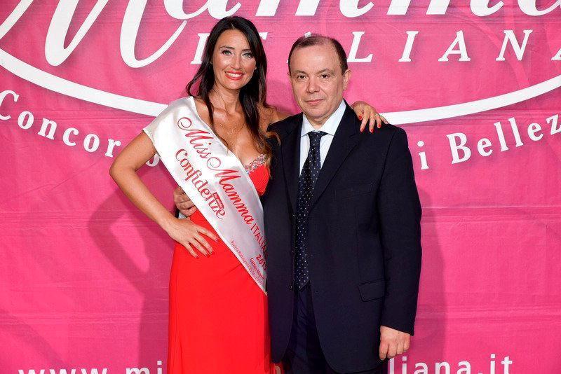 Sonia Paoli con l'organizzatore di Miss Mamma Paolo Teti