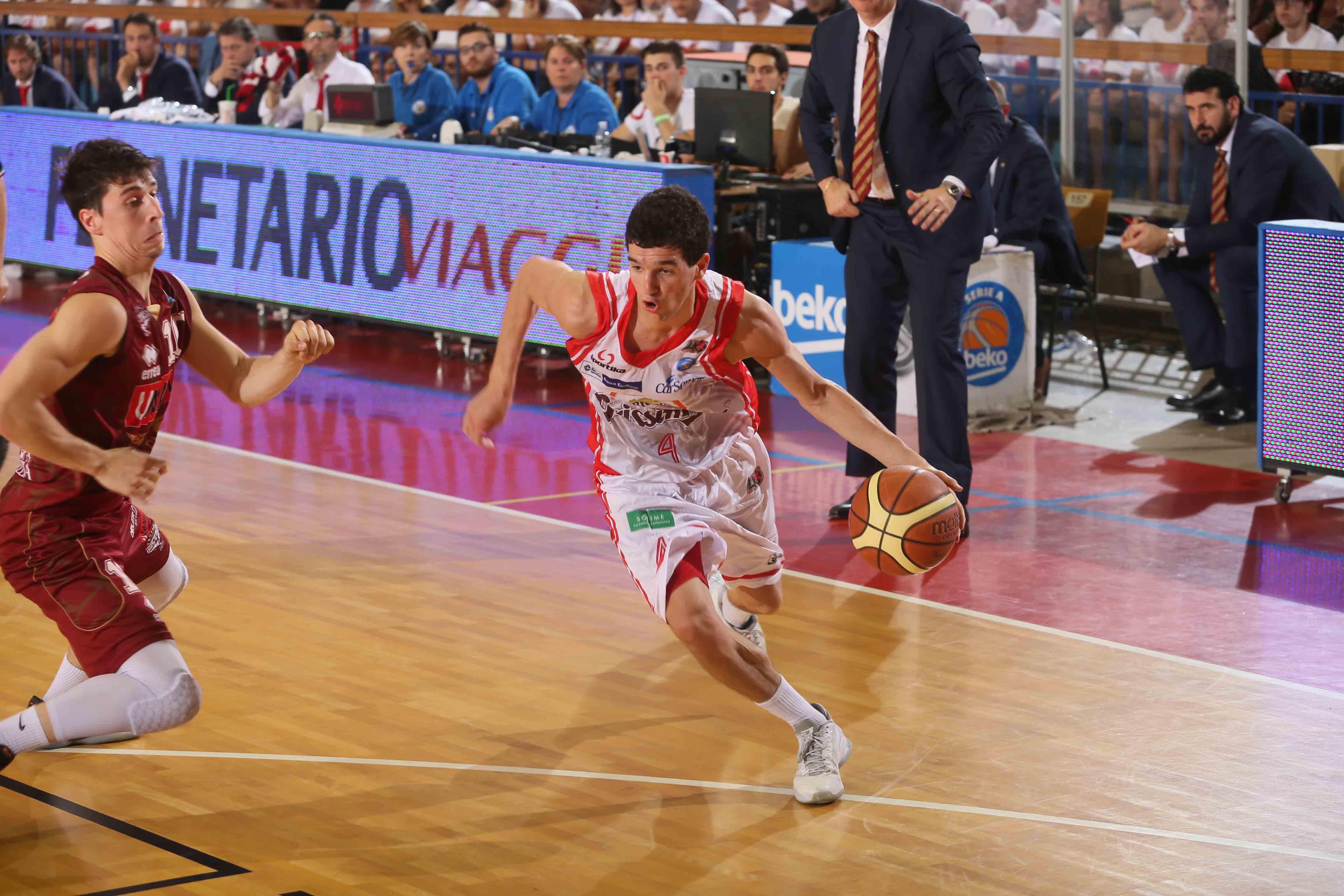 Mussini lascia la Pallacanestro Reggiana e vola a St.John's