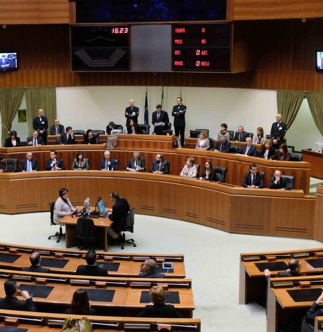 I Riformatori replicano: «La maggioranza è in panne»