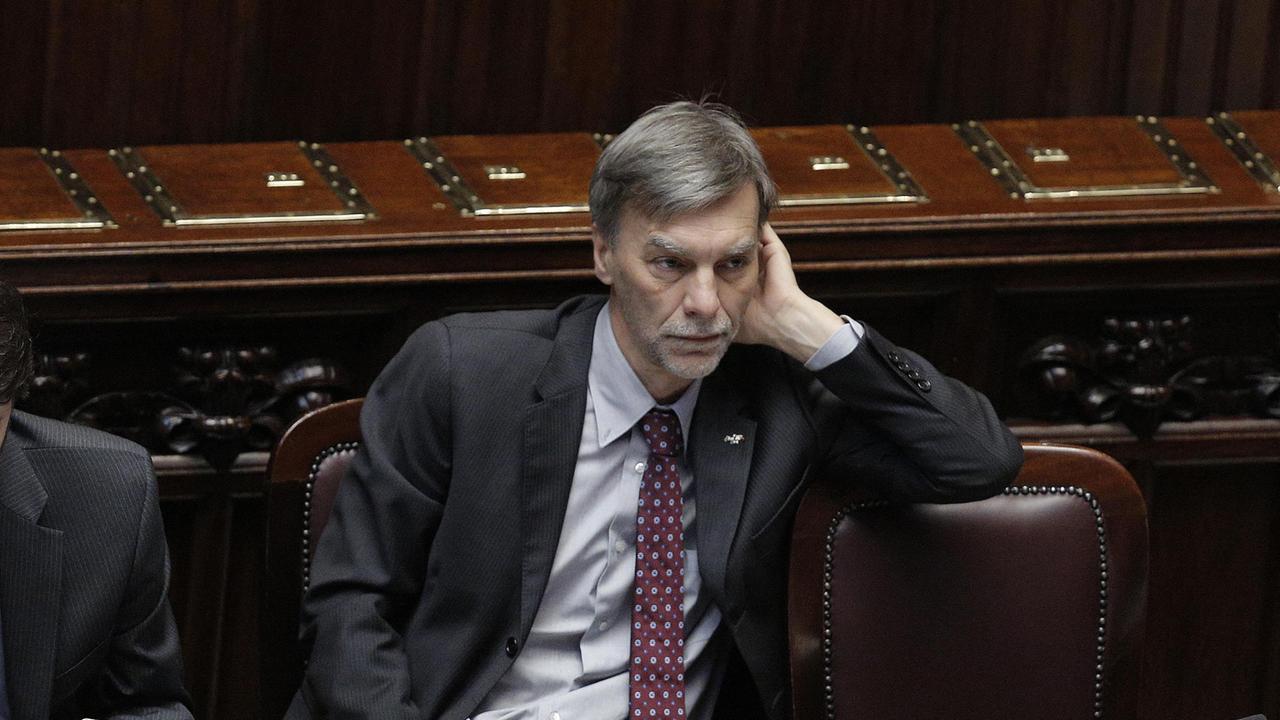 Il ministro alle Infrastrutture Graziano Del Rio