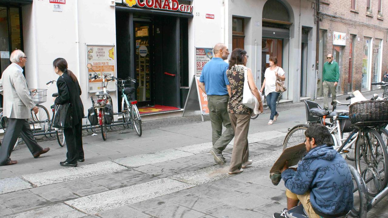 «Accattonaggio, serve una norma»