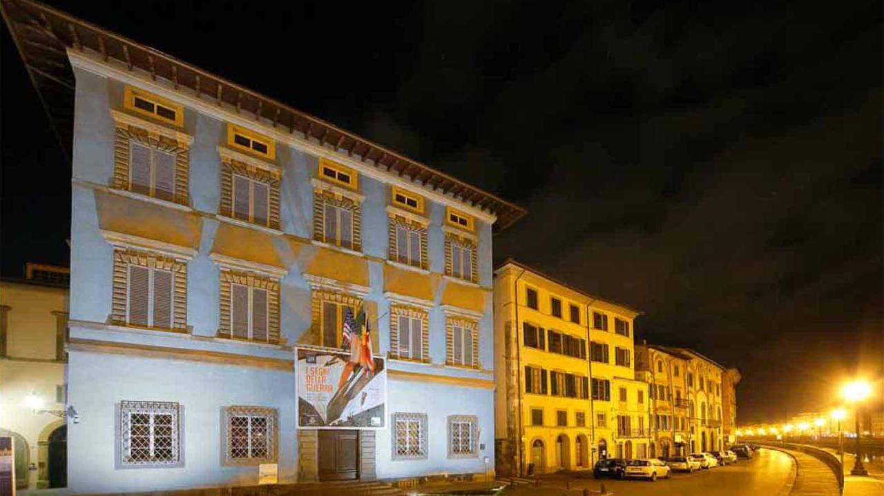 Palazzo Blu fotografato da Fabio Muzzi
