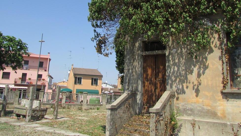 Via i rovi, riecco la stazione