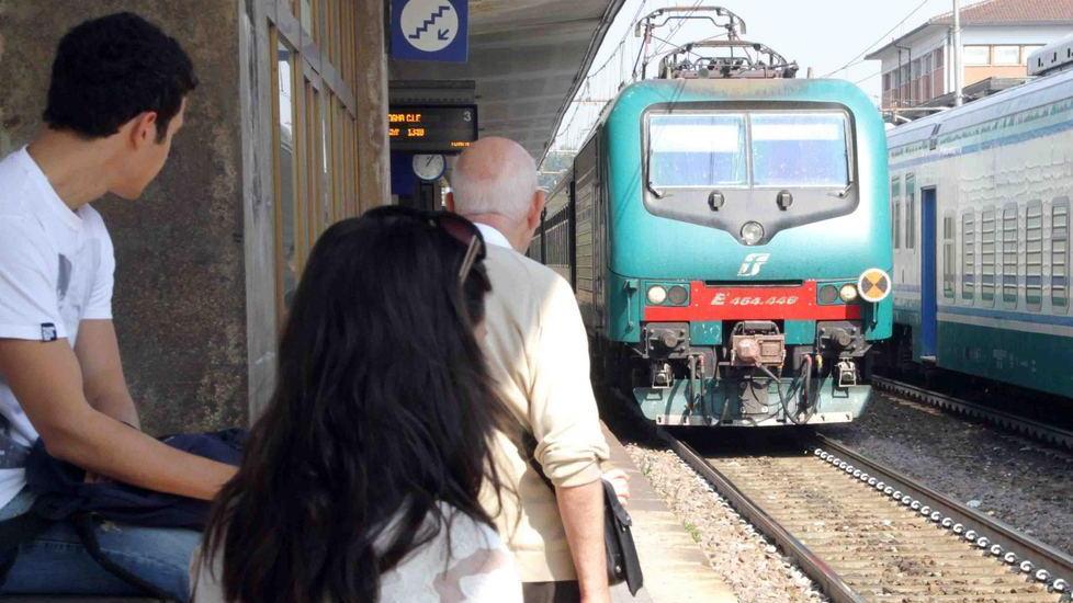 Soppresso treno dei pendolari Disagi sulla Ferrara-Bologna