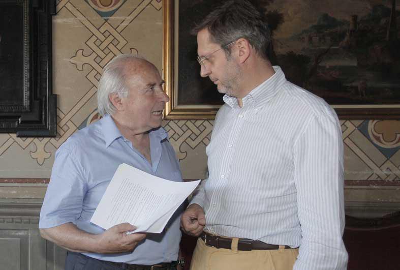 Carlo Battini con il sindaco Filippeschi