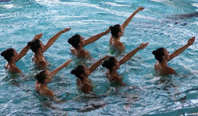 Le stelle stasera tornano... in piscina 