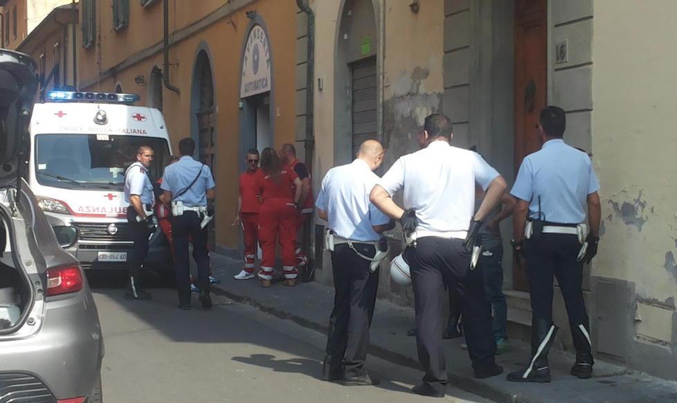 Si spogliava in strada: portata in Psichiatria