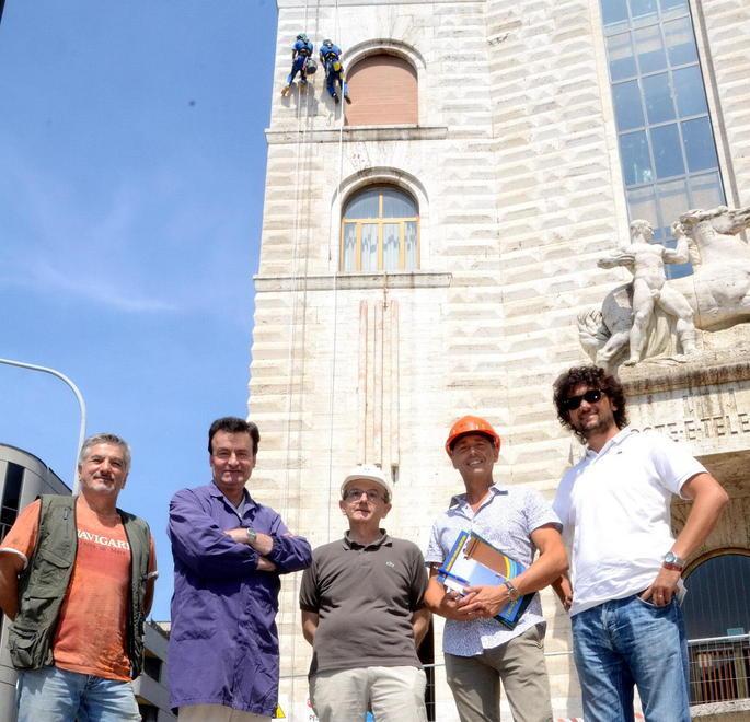 Spiderman alle Poste Il restauro dà spettacolo 