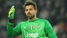 Cagliari calcio, citofonare Marco Storari
