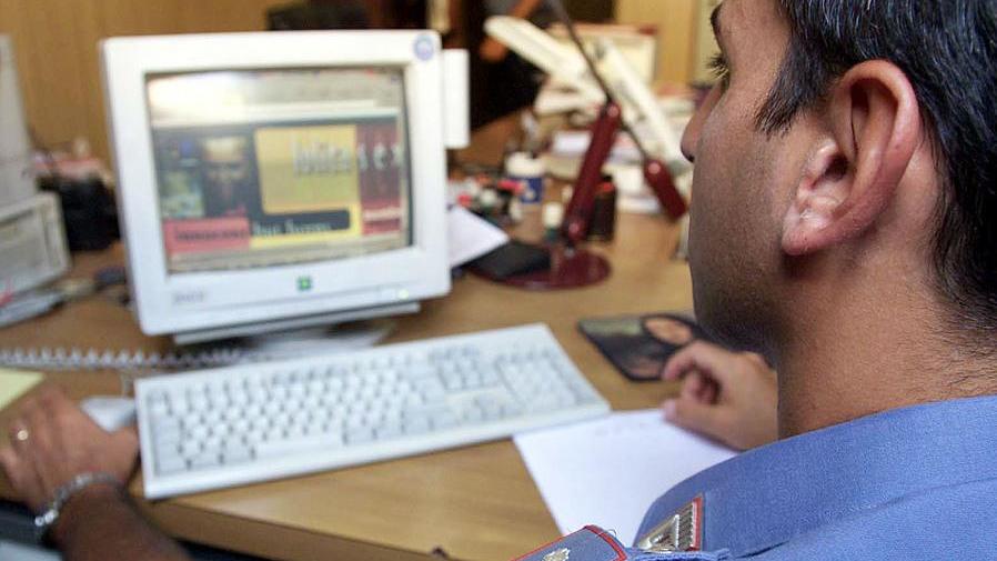 Compra un telefonino, ma è una truffa web