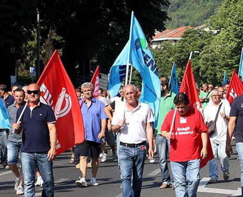 Marmo, sciopero lunedì 6: sindacati e Cobas compatti 