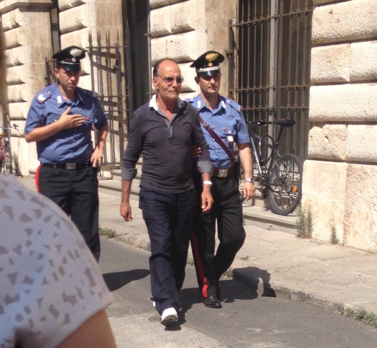 Ernesto Fiumicello dopo l'interrogatorio in Tribunale 