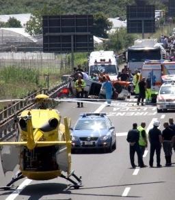 Morta sulla A12, indagato per omicidio il conducente dell’auto 
