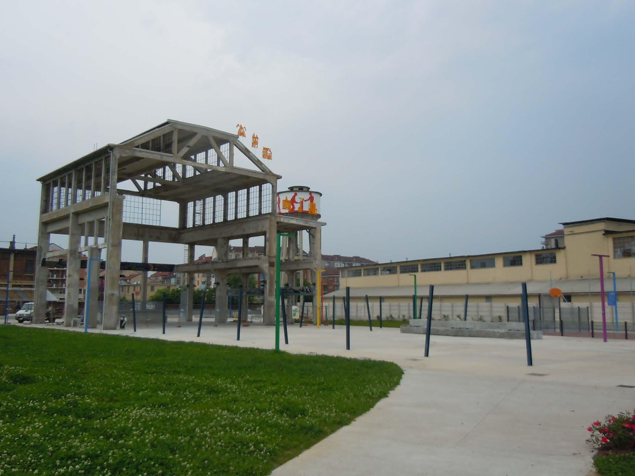 Artisti dell'Accademia di Belle arti di Sassari arredano un grande parco a Torino 