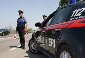 Carabinieri durante un controllo
