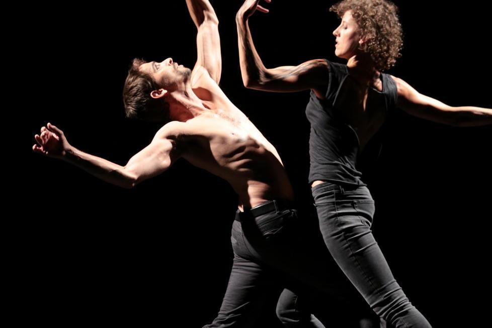 Coi danzatori di Land la prima di Aris e Esteban