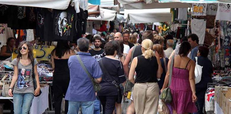 Mercato di Massa, trasloco ad agosto I commercianti si spaccano 