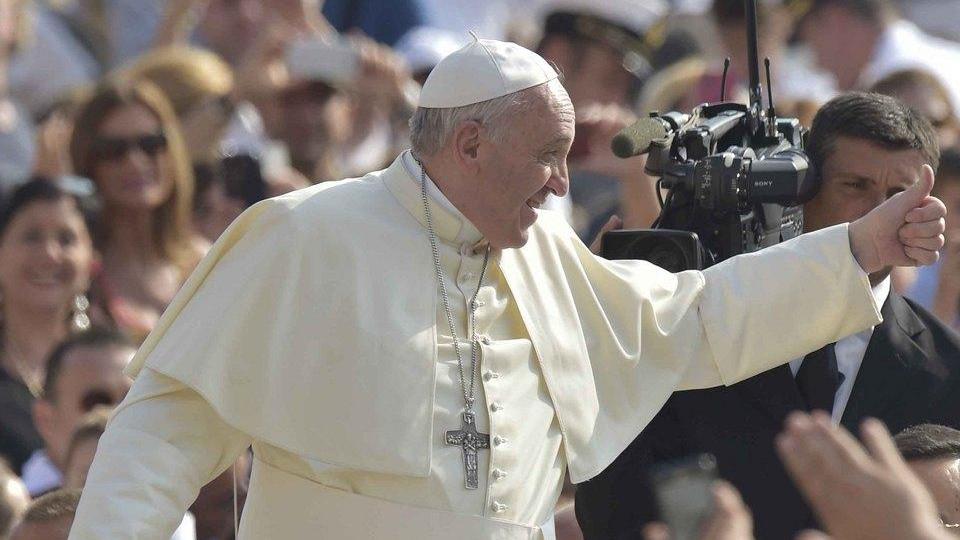 Quadro del Papa a 48 euro, truffatore colpisce ancora 