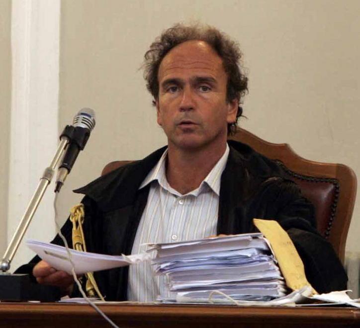 Assolti per i fusti in mare, il giudice: «Mare ok, l’inquinamento è modesto» 
