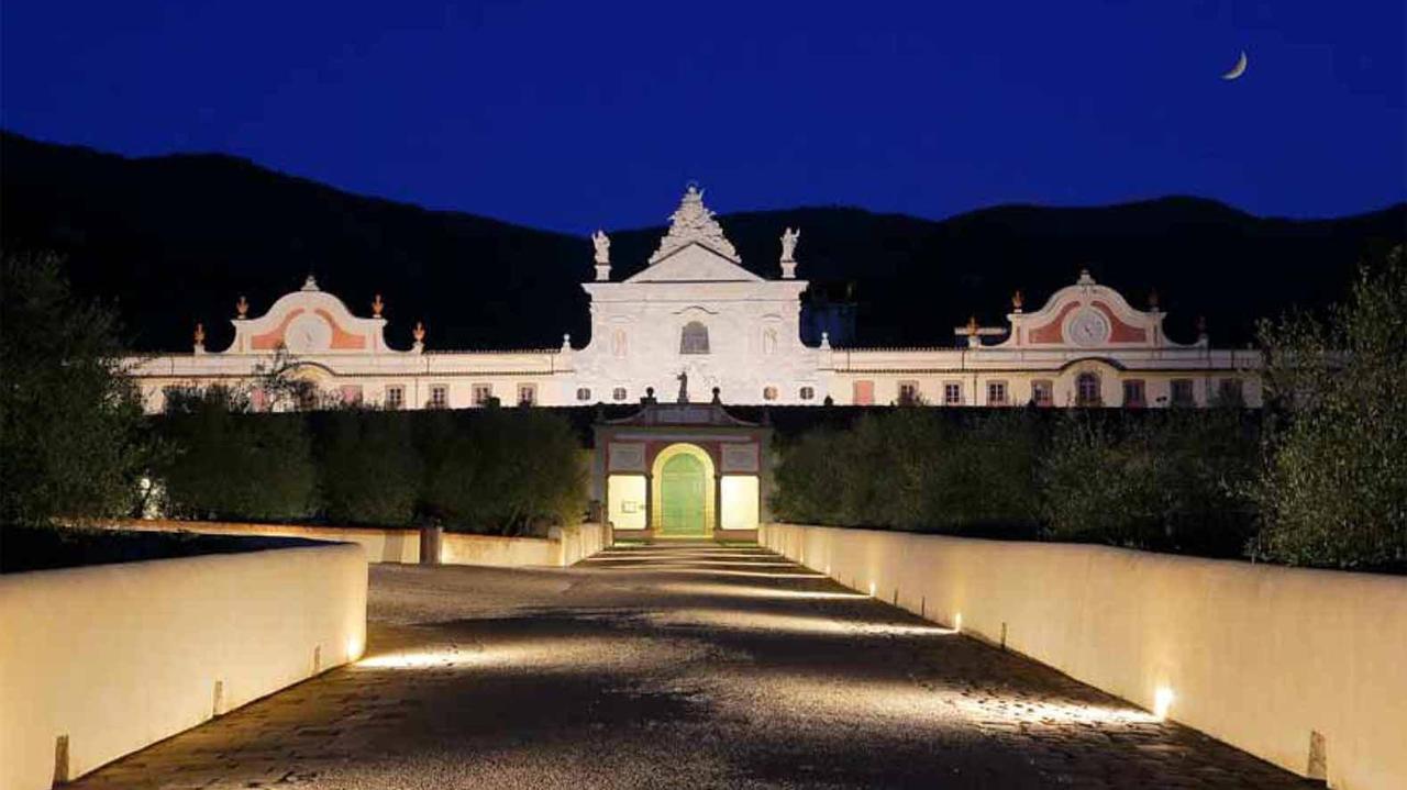 La Certosa di Calci fotografata di notte da Fabio Muzzi