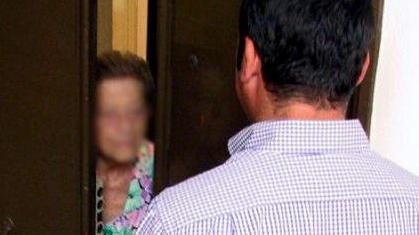 Narcotizza una pensionata poi le ruba soldi e gioielli