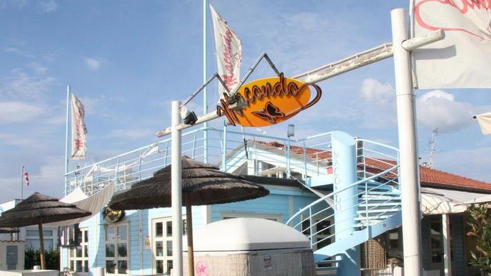 Un lungo elenco di chiusure in tutta la Versilia