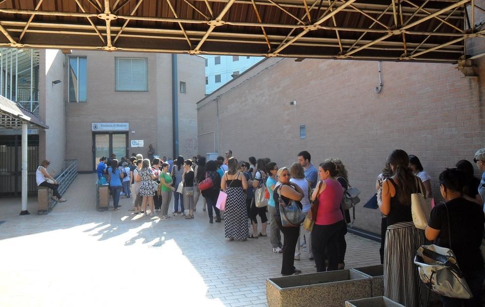 Centro Impiego preso d’assalto 
