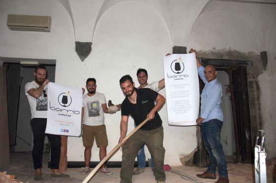 Da sinistra: Enzo Russotto (architetto), Andrea Manetti (socio), Jonathan Tosi (responsabile bar), Filippo Gori (socio), al centro Jacopo Poli (socio)