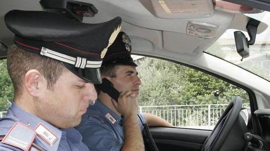Pensionato rapinato della collana d’oro