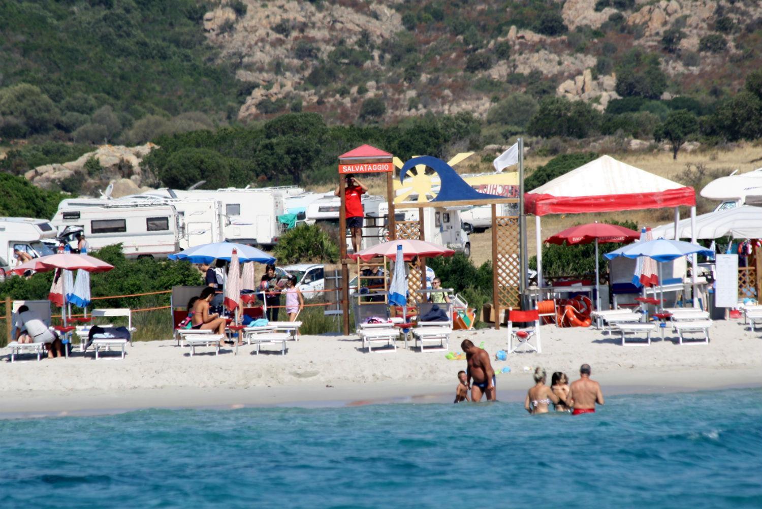 Una spiaggia del litorale di Siniscola (foto Secci)