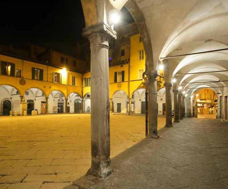 Inviateci i vostri ricordi legati alla città nella notte 