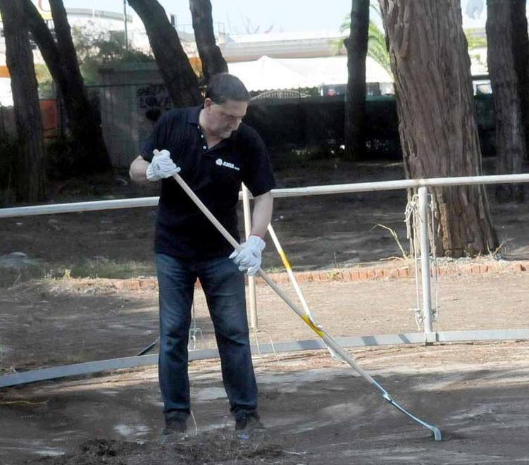 il degrado nel territorio: chi lo toglie e chi lo crea