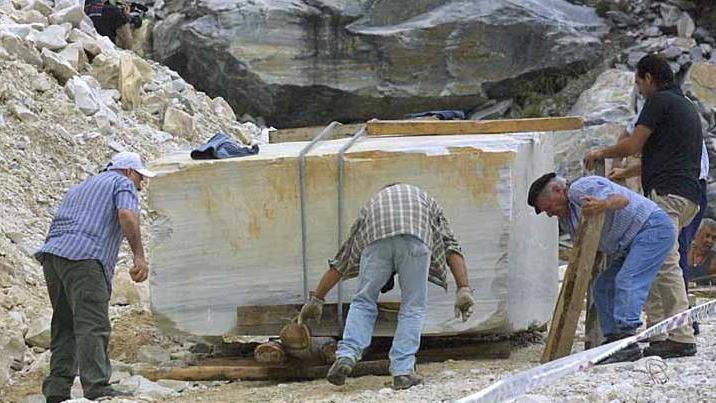 Grandi preparativi per la storica lizzatura