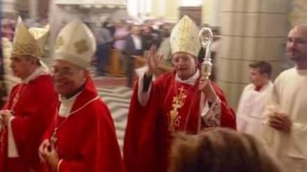Una grande festa per il vescovo Dettori 